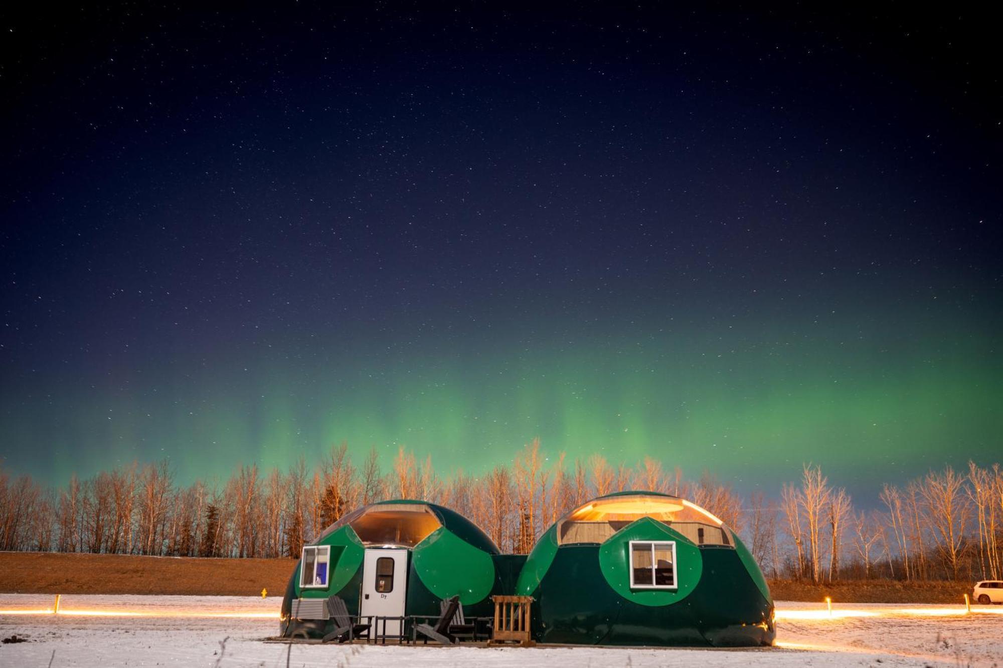 Metis Crossing Hotel Smoky Lake Exterior foto